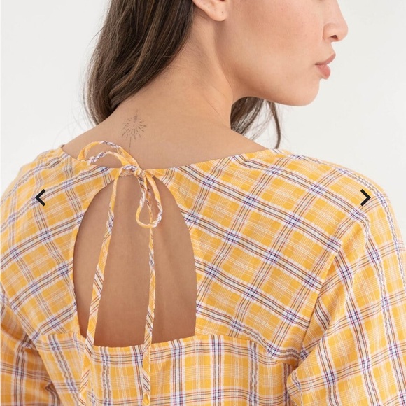 NWT- relaxed throw on easy breezy yellow plaid dress. - Picture 3 of 5